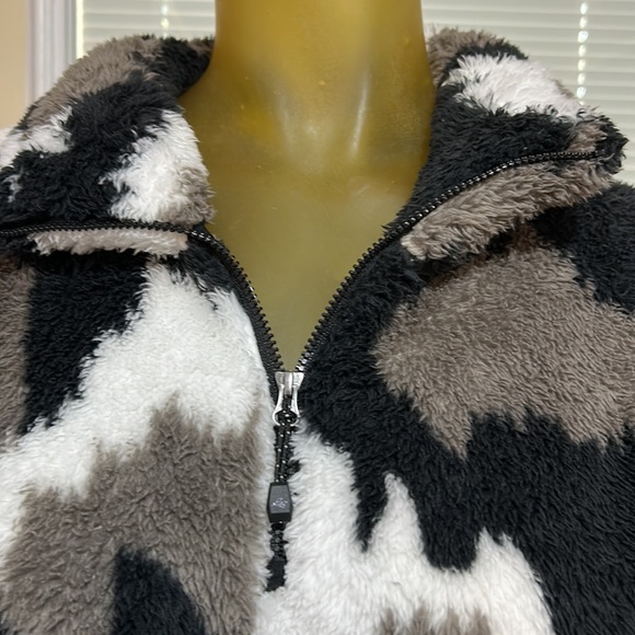 Eddie Bauer pullover - Picture 2 of 8